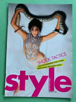 Sunday Times STYLE 14-Dec-2003 Nick Knight Zora Starr Renee at Viva SADIE FROST? - Image 1 of 2