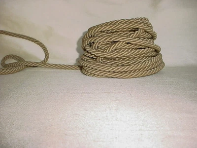 15-3/4Y KRAVET METALLIC SANDALWOOD DRIFTWOOD ROPE CORDING UPHOLSTERY TRIM - Image 1 of 3