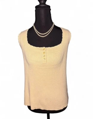 Camiseta sin mangas de punto amarillo crema/mantequilla Basic Editions con botones y ribete de vieira Foto 1 de 4