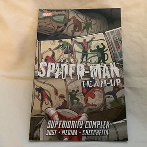 Superior Spider-Man Team-Up Superiority Complex (2013 PB) - LIKE NEW!! - Imagen 1 de 4