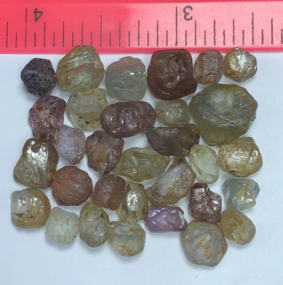 69.50 Carat Faceted Natural Bi Colour Sapphire Lot from Africa Loose gemstone - Image 1 of 4
