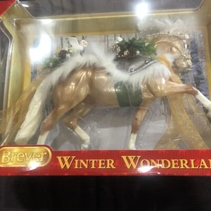 Breyer Winter Wonderland #700120 Tilas Form 2017 Urlaub Weihnachten Pferd - Bild 1 von 4