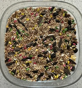 Higgins Imperial Tiel Cockatiel fruits seed mix millet small bird food Quaker - Picture 1 of 5