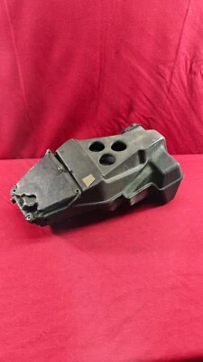 Victory V92C Deluxe 2001 OEM caja de aire admisión dañada Foto 1 de 4