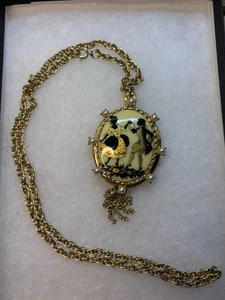 Vintage Monet Medaillon Goldkette im viktorianischen Stil - Bild 1 von 8