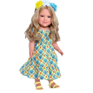 Presentamos Weslynn™: la muñeca de 18 pulgadas más nueva con una herencia y pasión únicas - Imagen 1 de 3
