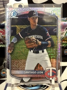 2025 Bowman Chrome Mojo Mega Rifrattore #BCP-247 Santiago Leon 1° Gemelli JW - Foto 1 di 2