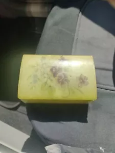 VINTAGE COLLECTABLE HINGED TRINKET/JEWELRY BOX WITH FLORAL PATTERN - Picture 1 of 7