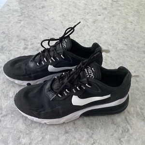 Herren Nike schwarz weiß Air 70 React Turnschuhe Größe 8,5 - Bild 1 von 7