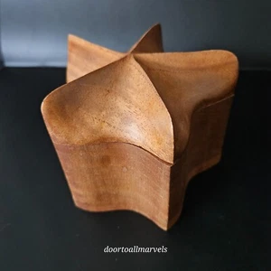 Hand-Carved Wood Starfish Trinket Box Signed Daniel Veliz UNCOMMON - Picture 1 of 6