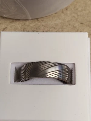 Anillo BP para hombre talla 12. Timeless Moments: madera de barril de titanio y whisky Foto 1 de 2