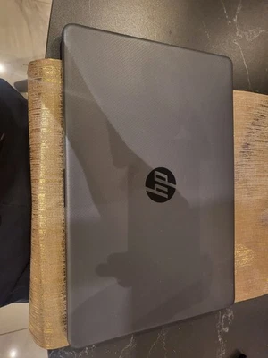 HP 250 G9 15,6" (256GB SSD, Intel Celeron N4500, 1,10GHz, 8GB RAM) Notebook -... - Immagine 1 di 4