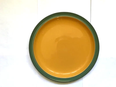 DENBY CLASSIC 1 X GREEN/MUSTARD DINNER PLATE GOOD USED CONDITION O - Image 1 of 2