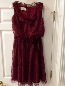 ARKAY RED LACE LINED SCOOP NECK VINTAGE DRESS SIZE 11 LOTS OF LACE - Picture 1 of 6