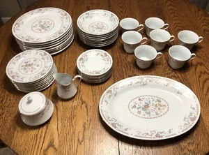 41 Piece China Set Genuine Porcelain - Picture 1 of 11
