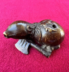 Antiguo gotero de agua japonés Suiteki de bronce doble calabaza con hacha - Imagen 1 de 9
