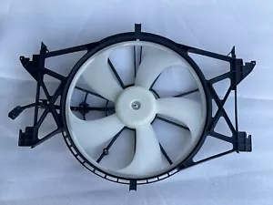 09-19 Dodge 1500 Pickup Radiator Fan Motor Fan Assembly 5.7 Liter - Picture 1 of 4