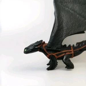 Figura de ataque How To Train Your Dragon Toothless Barrel Roll 2013 Spin Master - Imagen 1 de 16