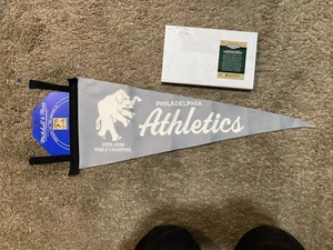 1930 PHILADELPHIA ATHLETIC  World Champions Mitchell & Ness Classic Felt Pennant - Picture 1 of 4