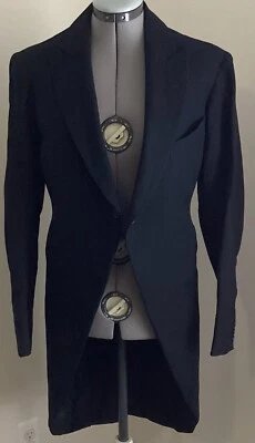 De Colección Denman & Goddard ETON 1929 Pequeño Negro Lana Tailcoat Mañana Abrigo Chaqueta Foto 1 de 4