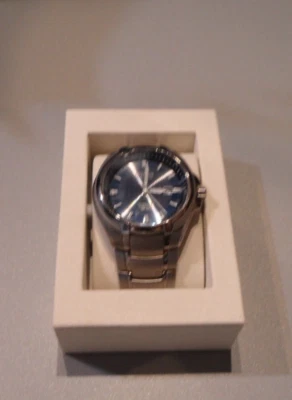 Single Omega  Watch Display - Image 1 of 4