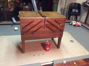 VINTAGE ACCORDION WOODEN SEWING BOX STORAGE FOLDING WOOD CASE MID CENTURY MODERN - Picture 1 of 10