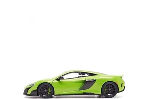 AUTOart 1:18 McLaren 675 LT in Napier Green - Picture 1 of 13