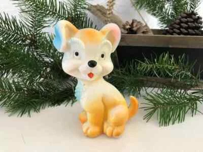 9 ⚜️ Ancien Jouet Pouet Pouet Chien en Plastique Vintage Hauteur 13 Cm - Photo 1/4