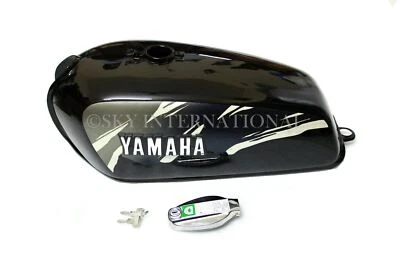 Tanque de gasolina modelo de exportación negro con juego de tapas apto para Yamaha RX 100 RX135 Foto 1 de 4