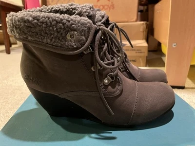 Blowfish Malibu Boots - Womens 8.5 Beau Fashion Ankle Wedge Booties -  Gray - Image 1 of 4