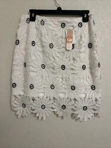 GB Windsor White Floral Eyelet  Skirt Size Large Zipper Back $49 MSRP - Picture 1 of 4