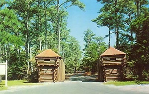 ENTRANCE TO FORT RALEIGH ROANOKE ISLAND-MANTEO,NC 1962 - Picture 1 of 2