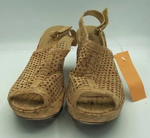 Van Eli Tan Ankle Buckle Wedge Heel Peep Toe Size 8/9 10in heel to toe EUC - Picture 1 of 5