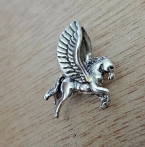 Dije de plata esterlina Pegaso caballo alado 18x16 mm 3D - Imagen 1 de 7
