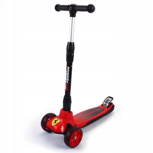 Ferrari FXK58 Dreirad-Roller für Kinder - Bild 1 von 4