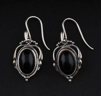 Pendientes/ganchos del año 2017 de plata de ley GEORG JENSEN con ónix. ¡NUEVO! Foto 1 de 4