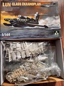 modelo plano plástico solo para piezas - Imagen 1 de 9