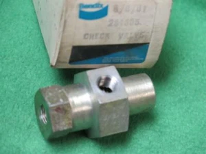 VÁLVULA DE RETENCIÓN DE FRENO BENDIX 284805 CUERPO DE ACERO DE 3 PUERTOS - Imagen 1 de 1