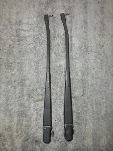 1984-1996 Jeep Cherokee XJ Wiper Arms Pair Set OEM Black - Picture 1 of 2