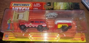 2024 Matchbox Hitch & Haul 1988 Jeep Wagoneer/Trailer Trawler - Picture 1 of 2