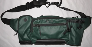 Herren Waldgrün OAKLEY ROADTRIP RC Lendenwirbel gepolsterte Taille Wanderrucksack - Bild 1 von 5
