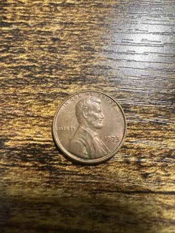 1973 Lincoln Cent, Mint Error High Rim Off Center As Shown- “L” On Rim Cover