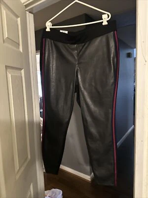 Pantalones ajustados de mujer INC International Concepts de cuero sintético con rayas rojas Ponte 20 Foto 1 de 4