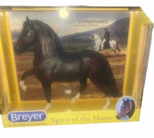2014-2015 Breyer RCH Ventarrones Mahogany Bay Peruvian Paso Damage Box - Picture 1 of 8