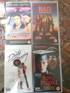 VHS TAPES X4 BUNDLE - Bild 1 von 3