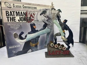 DC Classic Confrontations Batman Vs The Joker Statue #117/1600 - Picture 1 of 8