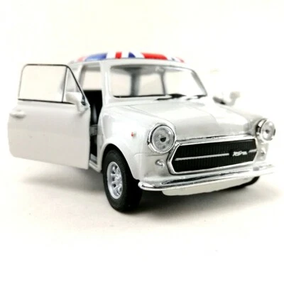 Mini Cooper 1300 British Flag Top Die-Cast Model Car Welly 1:36 Scale Toy Hobby - Image 1 of 4