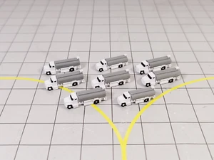 8x CAMIONES DE COMBUSTIBLE DE REPOSTAJE Estilo EE. UU. Aeropuerto GSE Vehículos de Servicio Escala 1:400 - Imagen 1 de 8