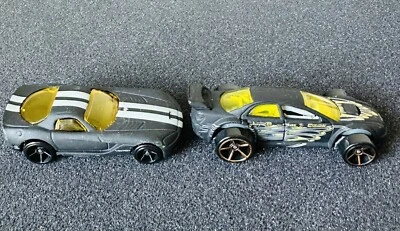 Lote 2005 Hot Wheels #046 Torpedos Subaru WRX e 2005 Dodge Viper preto fosco - Imagem 1 de 4