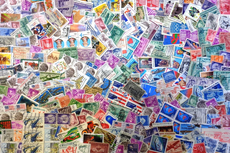 U.S.A. COMMEMORATIVES II mixture / kiloware off paper. 3 oz. (84 grams) L2 - Image 1 of 1